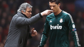 رونالدو: مورينيو ليس صديقي.. وكانت علاقاته سيئة مع اللاعبين والأنصار