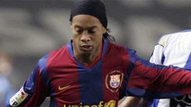 Ronaldinho agrees general terms with AC Milan