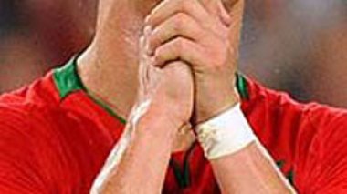 Cristiano Ronaldo backs Blatter's 'slavery' comments