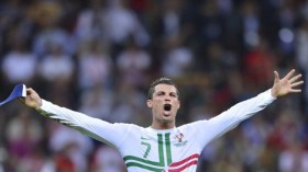 هل يعيد رونالدو “ثيران” إسبانيا للحظيرة أسوة بـ “زيزو”!