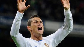 رونالدو “يخرّب” فم لاعب من أبويل القبرصي!