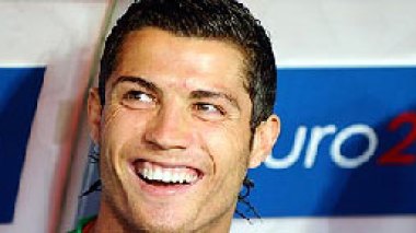 Cristiano Ronaldo to submit transfer request