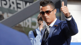 رونالدو يقلق جماهير الريال ويطلب تخفيض شرطه الجزائي للرحيل