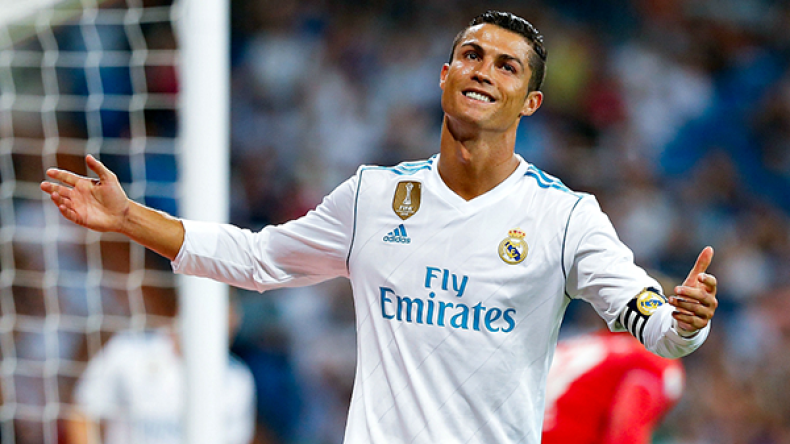 كريستيانو رونالدو يوجه عدة رسائل بعد نهاية 2017