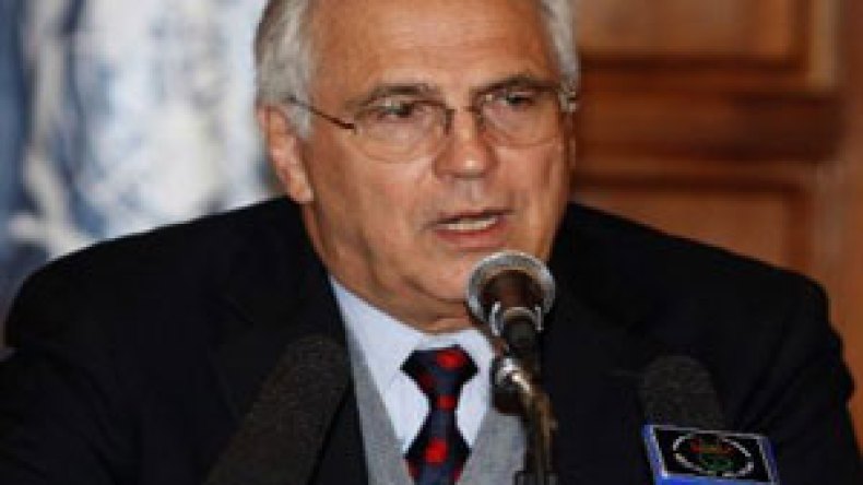 روس‮ ‬يؤكد‮ ‬أنه‮ ‬سيرتب‮ ‬جولة‮ ‬أخرى‮ ‬في‮ ‬أقرب‮ ‬وقت‮ ‬بين‮ ‬البوليساريو‮ ‬والمغرب