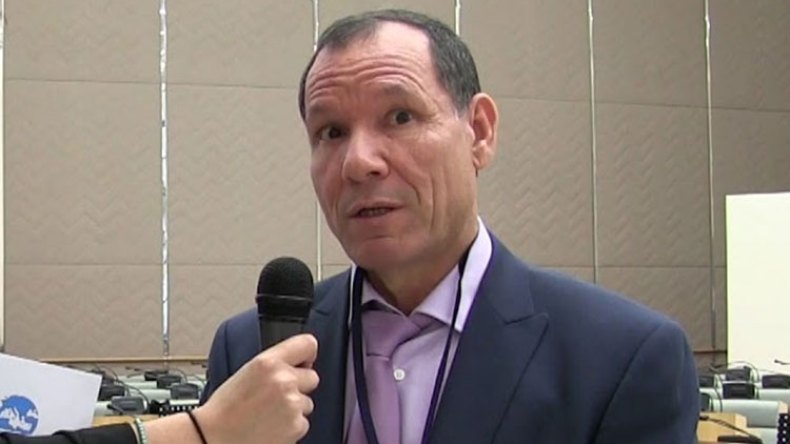 بن صالح ينهي مهام القنصل العام بمرسيليا