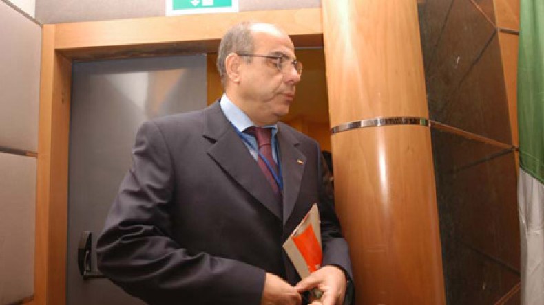 سليم مناد: أخطاء الحكام لا يتحملها روراوة  وعلاقتي به جيدة