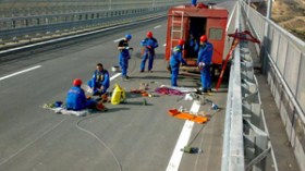 المقاولون ينددون بإقصائهم من إنجاز المشاريع الكبرى لصالح الأجانب