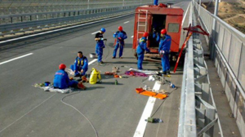 المقاولون ينددون بإقصائهم من إنجاز المشاريع الكبرى لصالح الأجانب