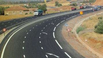 قتلة برتبة مسؤولين!