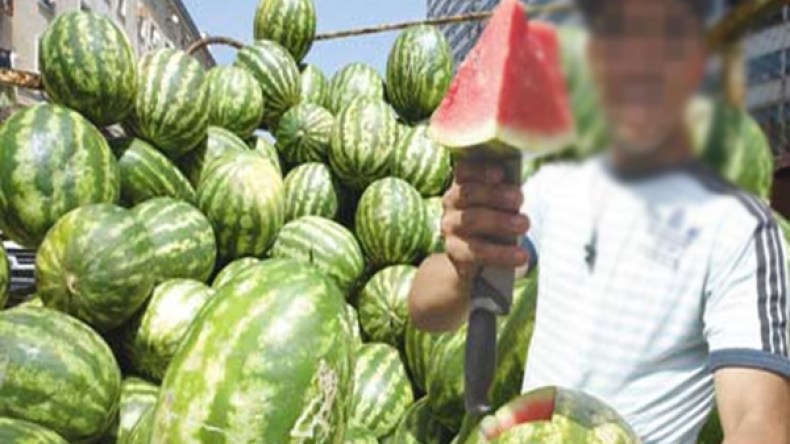 احذروا “الدلاع” المعروض تحت الشمس
