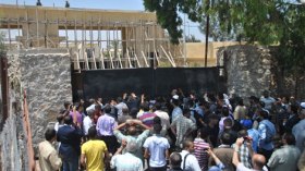 جنود مصريون غاضبون يواصلون غلق معبر رفح البري