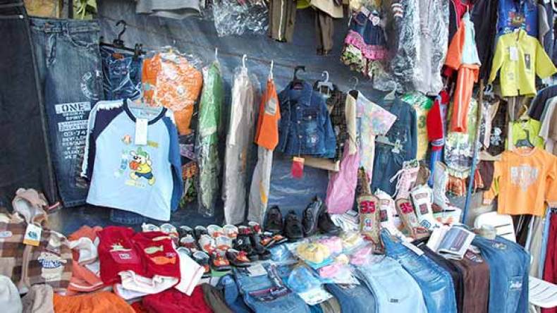 تراجع رهيب لتجارة ملابس العيد بحاسي مسعود