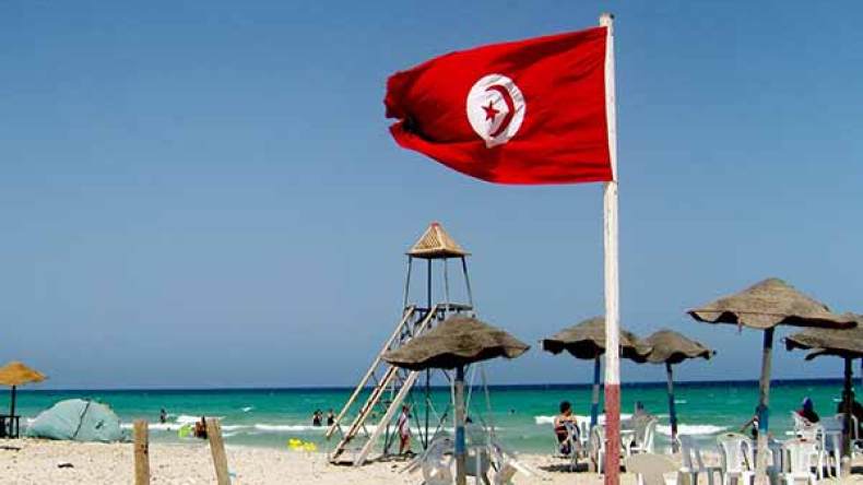 عائلات تنتظر الدخول المدرسي للانطلاق في عطلتها السنوية