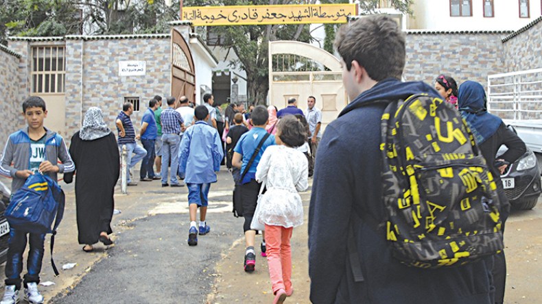 منظمة أولياء التلاميذ تدعو إلى غلق المدارس قبل فوات الأوان