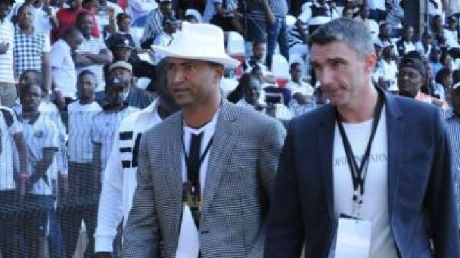 المدرب الفرنسي “كارتيرون” قد يترك منتخب مالي