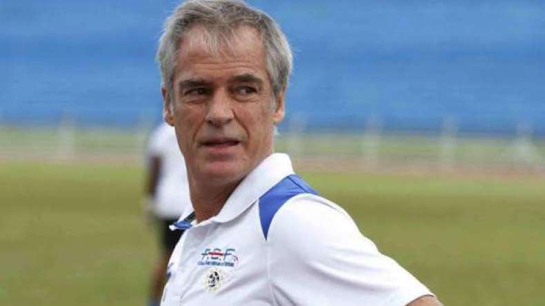 مدرب جديد للمنافس المقبل لـ “الخضر”