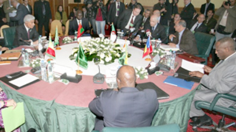 الجزائر تطالب دول الساحل بالإخلاص في محاربة الإرهاب