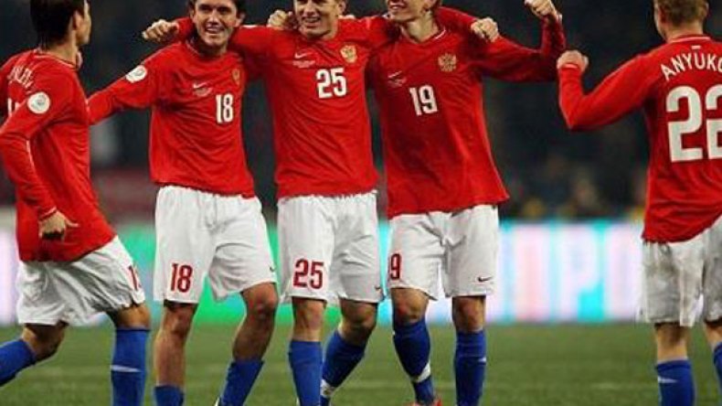 الفيفا ترفض إقصاء منتخب روسيا من مونديال 2014