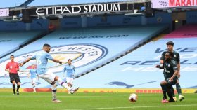 الهدف العاشر لـ “محرز”