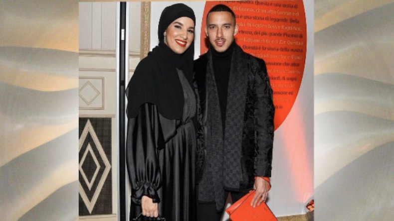 زوجة بن ناصر تحضر حفل الميلان بِالحجاب