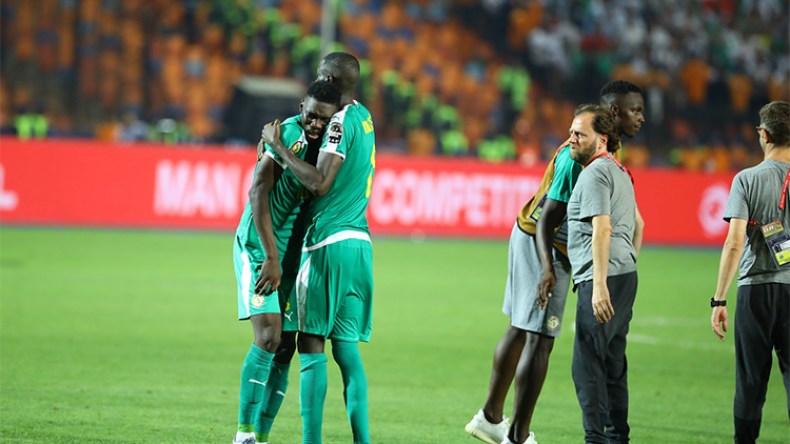 “حزن” في “داكار” والرئيس السنغالي يواسي الشعب واللاعبين