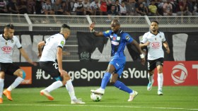 أنصار الوفاق مستاؤون بسبب “تجميد” الاستقدامات وقضية أمادا لم تغلق