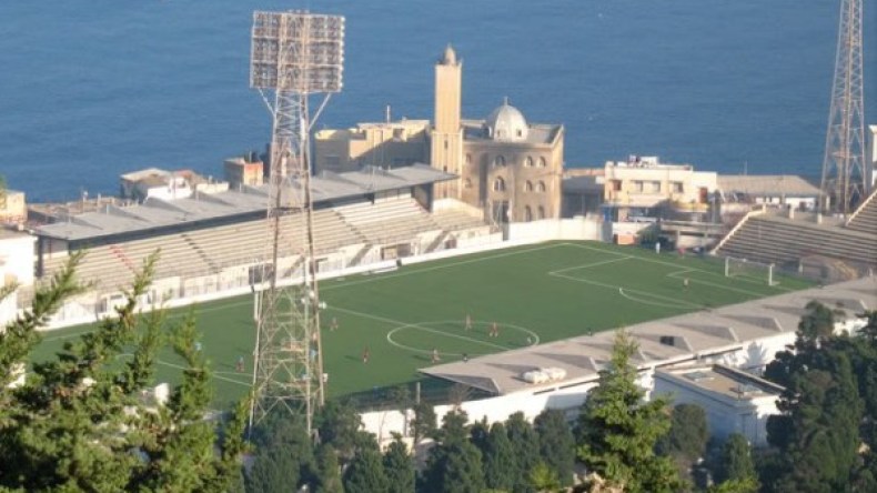 مخاوف من تكرار مأساة ملعب 5 جويلية بملعب عمر حمادي