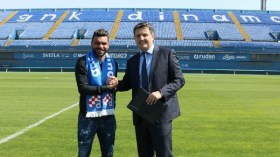 سوداني باقٍ في دينامو زغرب حتى صيف 2020