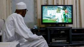 الرئيس النيجيري “يظهر” ويُعوّل على المونديال