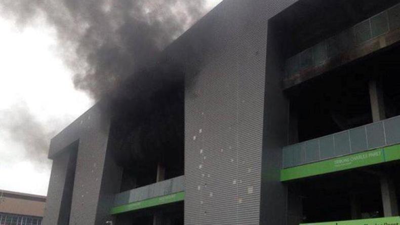 حريق في ملعب سانت إيتيان