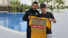 زياني ينضم إلى فريق “بترولول” الروماني