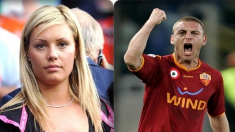 شكوك حول انتماء الزوجة السابقة للنجم دي روسي إلى “المافيا”