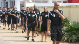 “محاربو الصحراء” بلباس أبيض