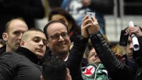 الرئيس الفرنسي يحضر مباراة في الكأس من أجل عهدة ثانية