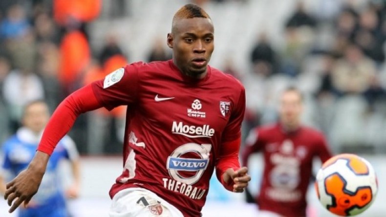 إدارة وست هام تخدش كرامة اتحاد الكرة السنيغالي