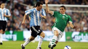 10 آلاف أورو لكل لاعب إيرلندي من أجل عدم الإعتداء على ميسي