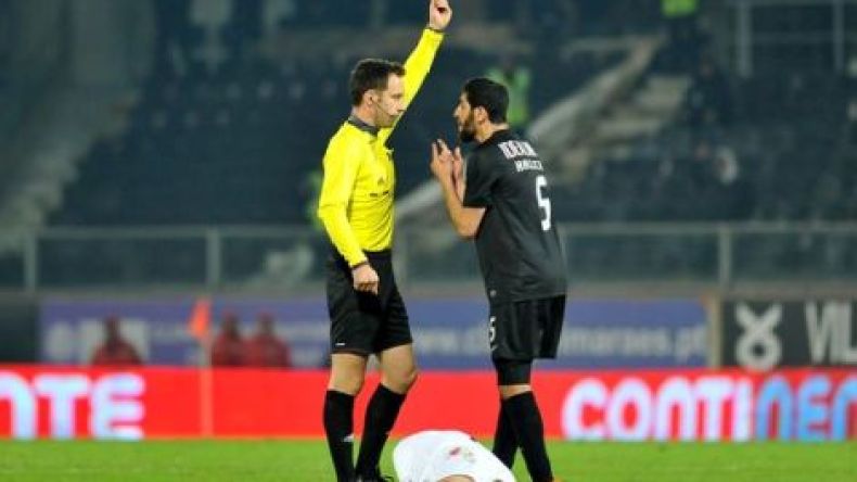 حليش مازال يبحث عن نفسه في العالم الإحترافي