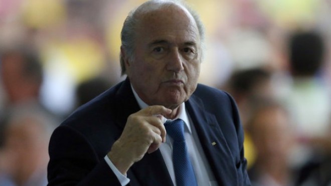 بلاتر صار منبوذا.. الضيوف يرفضون حضور صاحب العرس!؟