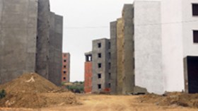 المدير الجهوي للجمارك بورڤلة يتلاعب في توزيع السكنات الوظيفية