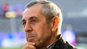 مدرب السنيغال مرشح لقيادة منتخب مصر