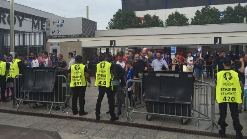 عودة الحديث عن أعوان الملاعب وشركات الأمن والحراسة