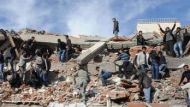 Le bilan du séisme en Turquie s'alourdit à 264 morts