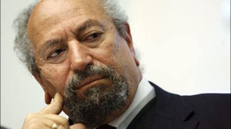 سعد الدين إبراهيم يطالب الانقلابيين بتحويل المساجد إلى معتقلات للإخوان
