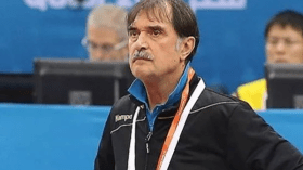 أفنديتش يرمي المنشفة قبل شهرين من “الكان”.. ولعبان يشكل خلية أزمة