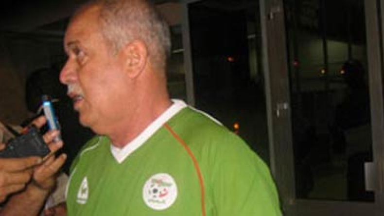 سعدان يصرح بأن أبواب الفريق الوطني مفتوحة لأي لاعب قد يبرز قبل مباراة السينغال