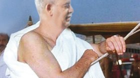 سعدان يستعد للمونديال بعمرة