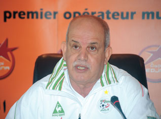 Football / Rabah SaÃ¢dane : “Certain malevolent quarters wish a Fennecs' defeat versus Egypt to wear me out”.