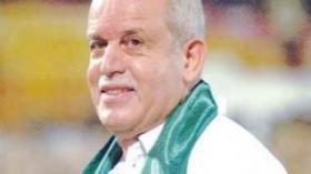 National team coach SaÃ¢dane drives out Lamouchia and Ziaya from the Algeria line-up