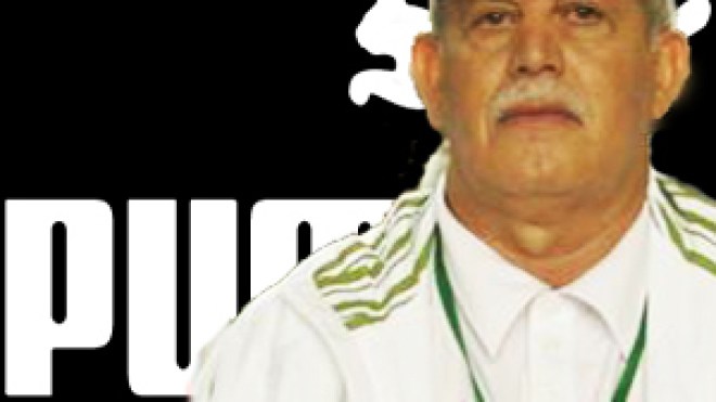 سعدان‮ ‬في‮ ‬ألمانيا‮ ‬لمعاينة‮ ‬ألبسة‮ “‬بيما‮” ‬التي‮ ‬سترسل‮ ‬للخضر